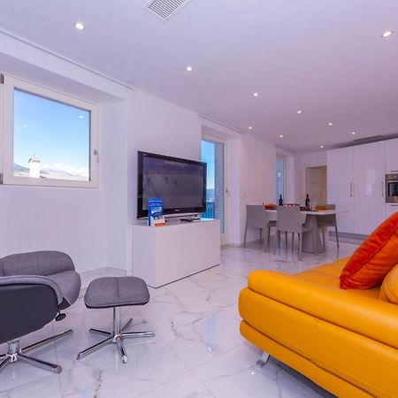 Yellow View Apartment - Happy Rentals Ronco sopra Ascona Eksteriør billede