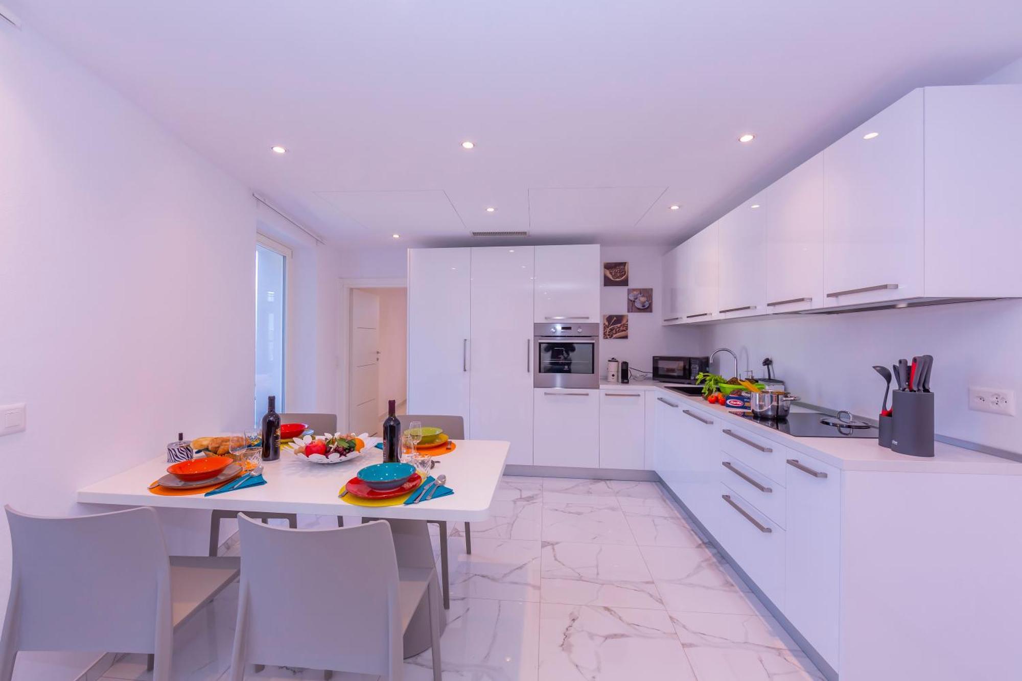 Yellow View Apartment - Happy Rentals Ronco sopra Ascona Eksteriør billede